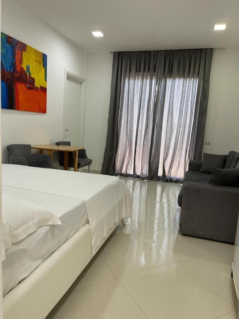Hotel Adria Shëngjin Eksteriør billede