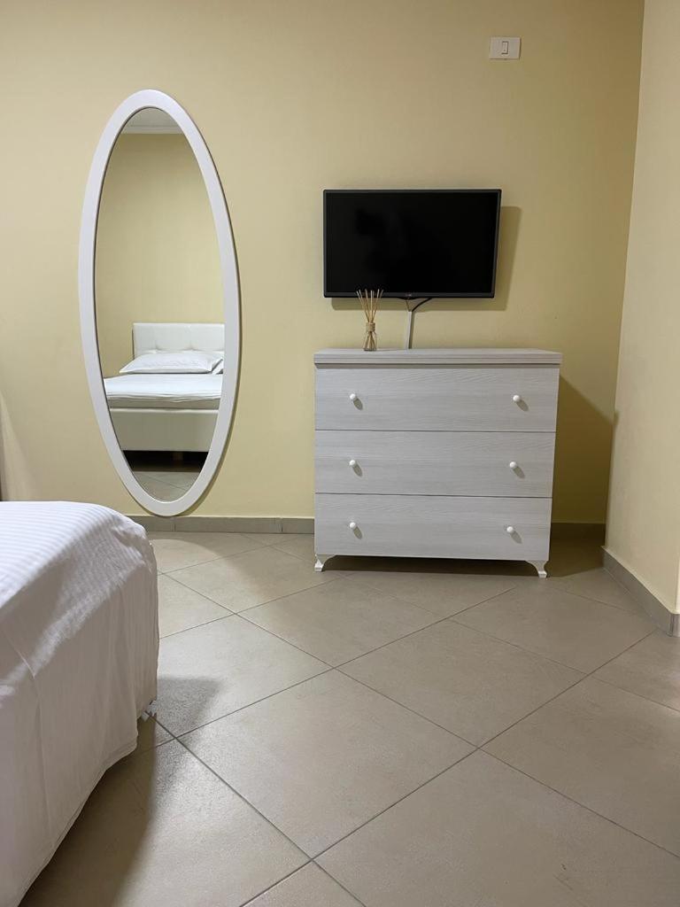 Hotel Adria Shëngjin Eksteriør billede